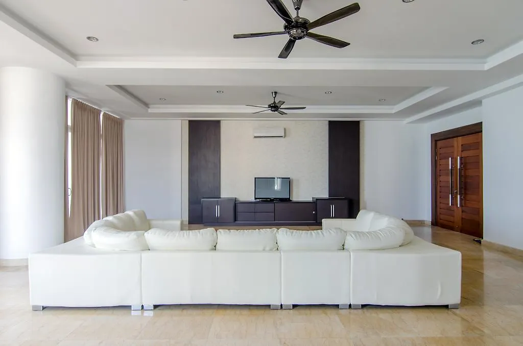 Habitación en casa particular H Residence George Town