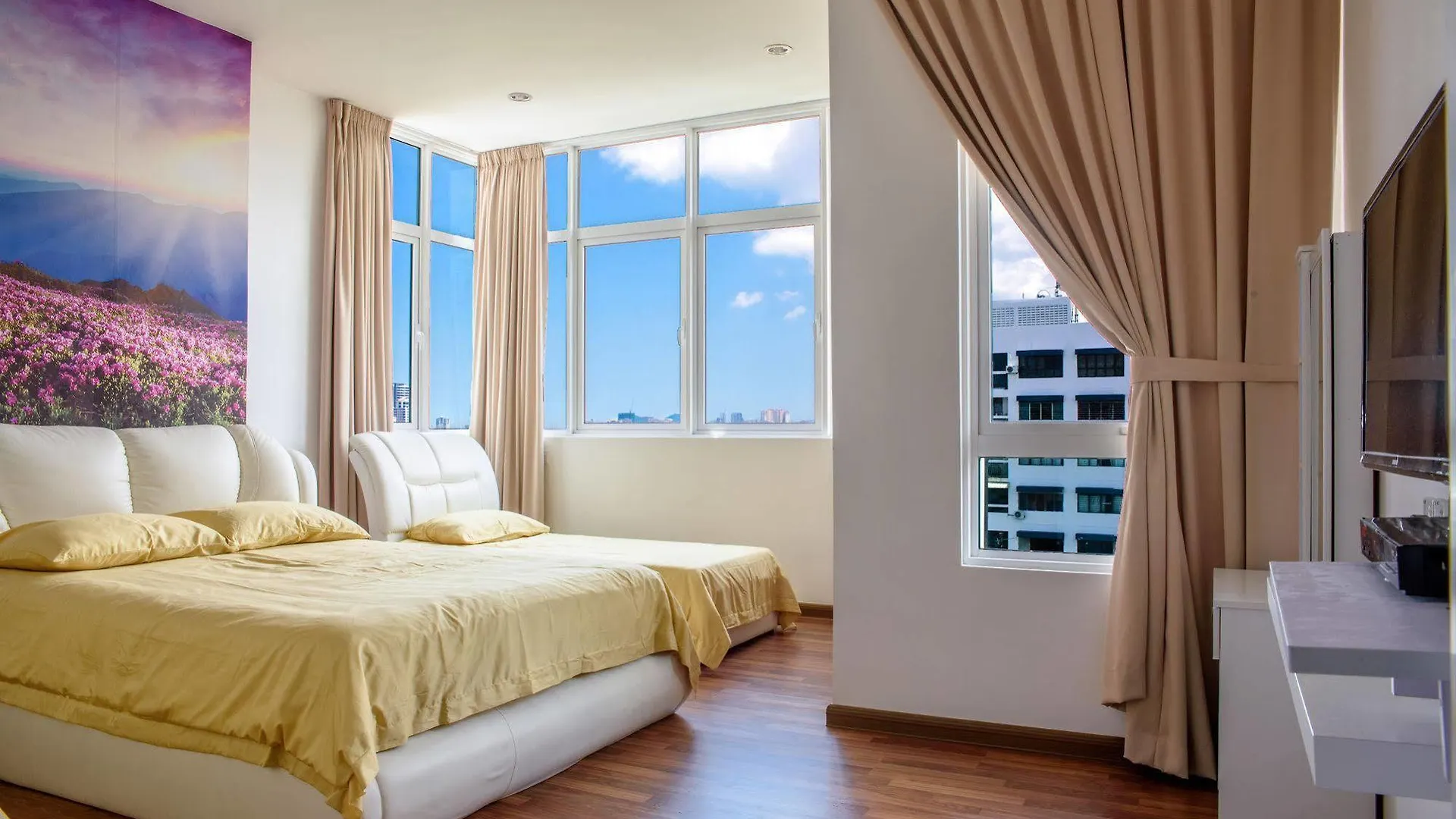 H Residence George Town 0*,